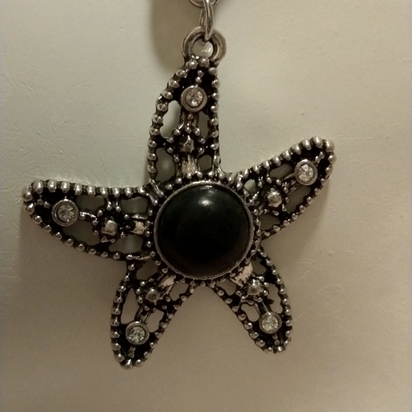 NEW By The Sea Starfish Pendant Necklace in Silvertone and Black! - Picture 2 of 5